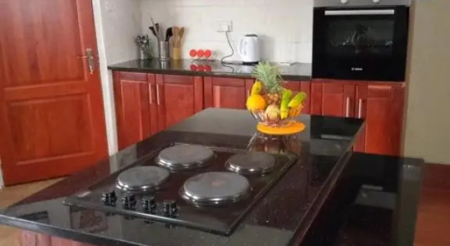 3 Bedrooms Exclusive House in Mass Media, Reservar Hotel Lusaka Zâmbia