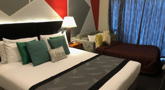 Номер Standard с балконом и с видом на озеро Silver Fern Lodge