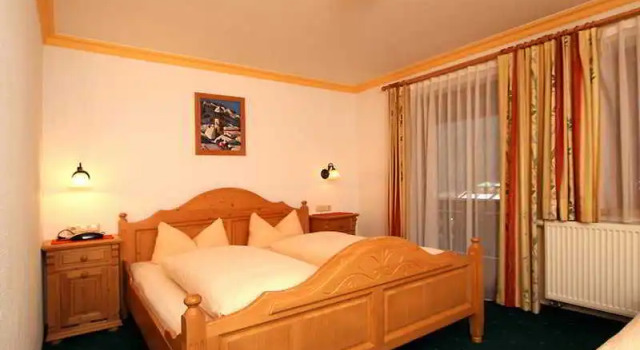 Landhotel Rauchenwalderhof, Забронировать Отель Отели Майрхофен 3 звезды, рядом с Конгресс-центр Europahaus, 3*