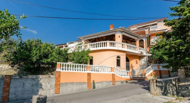 Apartments Darko, Prenota Appartamento Hotel a Isole Quarnerine con parcheggio, Parcheggio