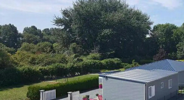 Коттедж Cottage Sword Beach