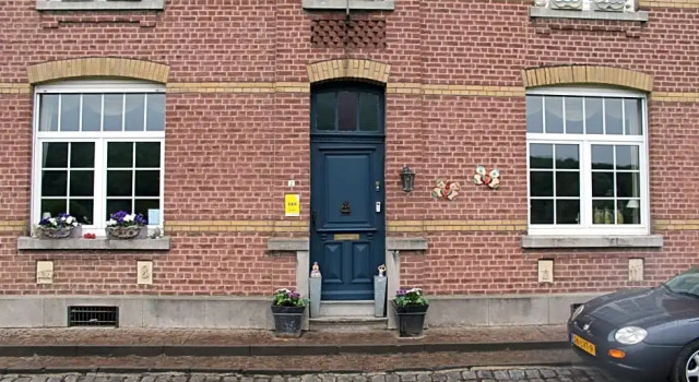 B&B Potpourri Voeren, Prenota Bed & breakfast Hotel a Flanders con parcheggio, Parcheggio