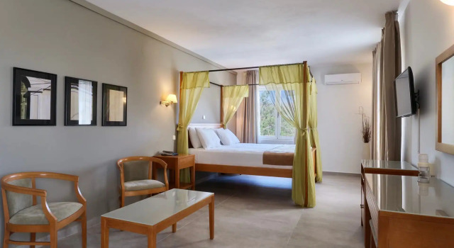 Люкс Superior Aeolian Village Beach Resort