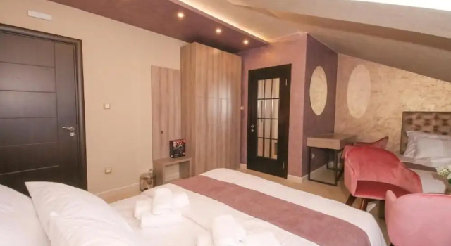 Трёхместный номер Standard Hotel Bajadera Lux