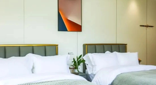 Люкс с 2 комнатами Ji Jing Shan Lin  Homestay