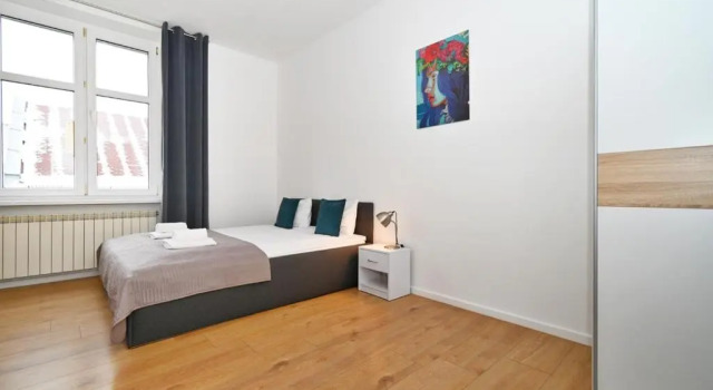 Apartamenty MURAL, Забронировать Апартаменты/квартира Отели Бельско-Бялы с парковкой, рядом с Bielska BWA Gallery, Парковка