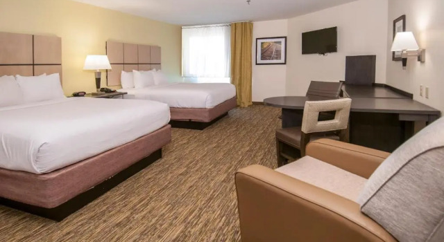 Четырёхместный люкс Candlewood Suites - Baton Rouge - College Drive by IHG