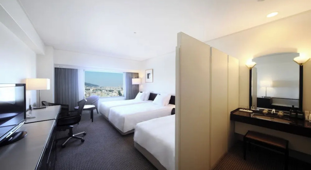Трёхместный номер Premium с видом на город ANA Crowne Plaza Kobe by IHG