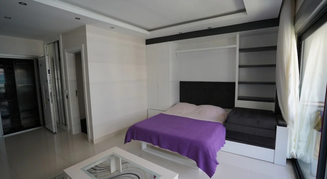 Студия с балконом и с видом на море Konak Seaside Homes