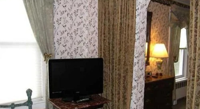 Alexander Hamilton House, Book Hotel Hoteller i New York State med parkering, Parkering