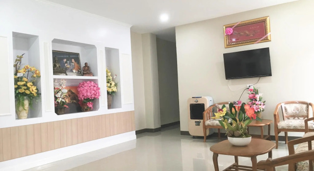 Boonbundal Hotel, Réserver Hôtel Roi Et Roi Et Province