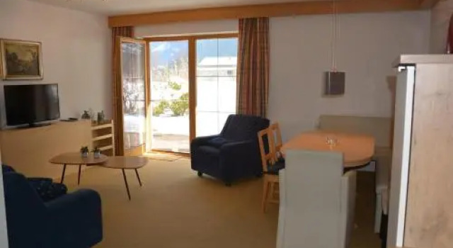 Landhaus Sonnenschein, Prenota Casa vacanze Hotel a Tirolo con parcheggio, Parcheggio