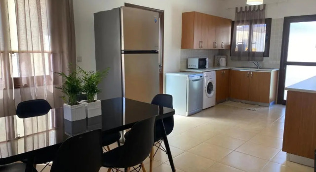 Serena Holiday Villa DPS6, Rezervovat Vila Hotely v Paralimni s parkováním, Parkování