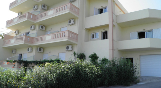 Christi Apartments