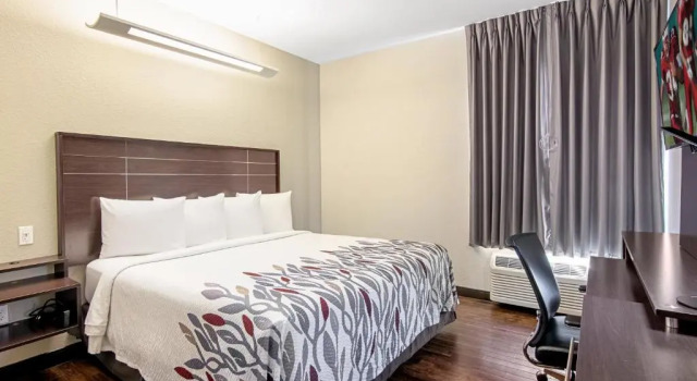 Двухместный номер Deluxe Red Roof Inn Locust Grove