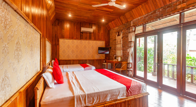 OYO 164 Mely Wow Resort, Забронировать Курортный отель Отели Зыонгдонг с парковкой, рядом с Coco Dive Center, Парковка