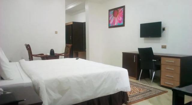 Immaculate Golden Hotels Limited, Rezervovat Hotel Hotely v Owerri s parkováním, Parkování