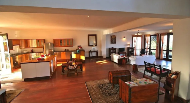 Villa Paradise ON THE Ocean, Rezerwuj Willa Kigomani 