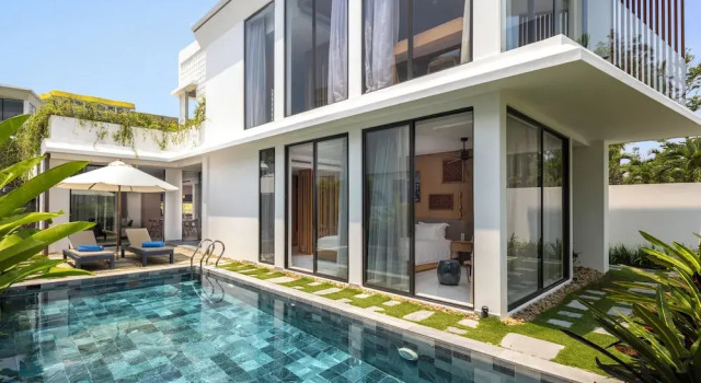 Вилла Royal Beachfront Villas & Spa Danang