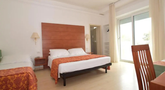 Четырёхместный номер Deluxe Hotel Villa del Parco