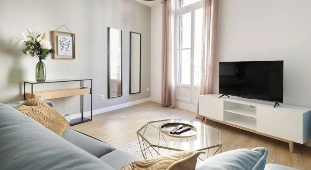 Двухместные апартаменты Luxury Le Flourens by Béziers 1609 Residences