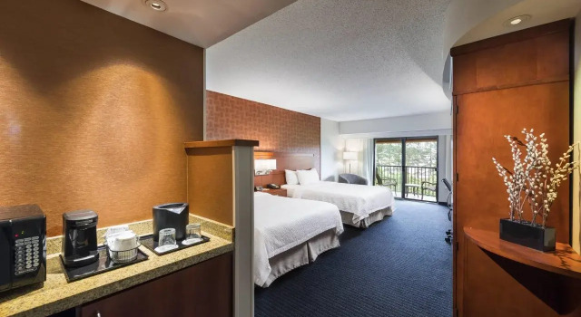 Courtyard by Marriott Atlanta Buford Mall of Georgia, Buchen Sie Hotel Buford Georgia