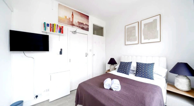 Апартаменты West Kensington Modern Couple Retreat