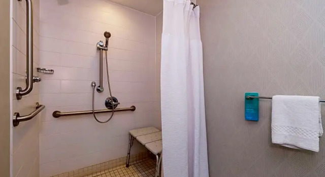 Четырёхместный люкс SpringHill Suites by Marriott Huntsville Downtown
