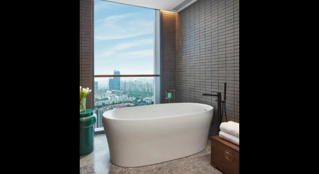 Двухместный номер Standard c 1 комнатой Hotel Indigo Suzhou Grand Canal by IHG