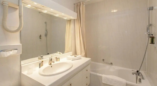 Standart oda Hôtel Cosmos