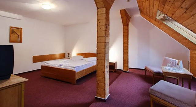 Turnu, Rezerwuj Hotel Călimăneşti 