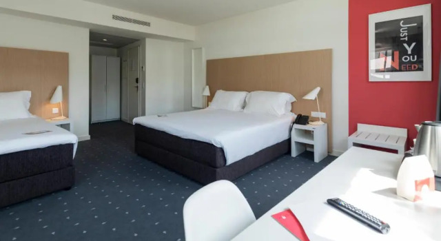 Трёхместный номер Standard Stay Hotel Coimbra Centro