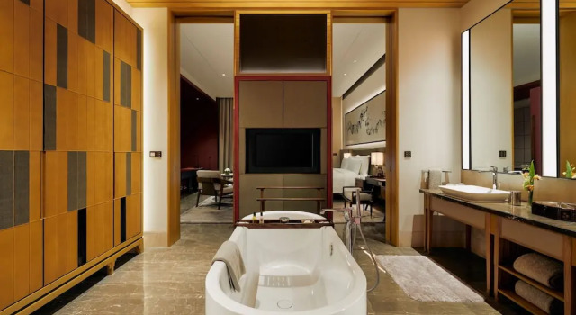 Четырёхместный номер Standard Capella Tufu Bay, Hainan