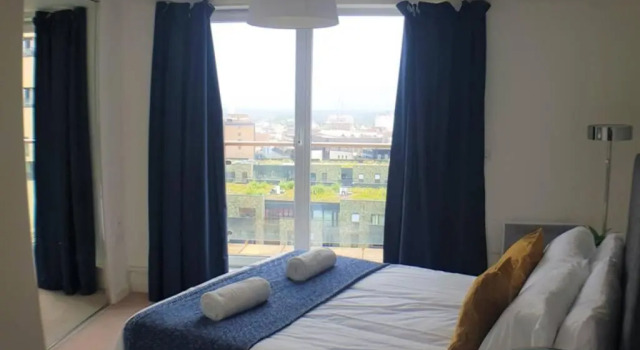 Catchpole Stays - Marconi Plaza- a 2 bed, 2 bathroom apartment with city views in the heart of Chelmsford, Varaa Huoneisto Asunnot kohteessa Merseyside, Huoneisto