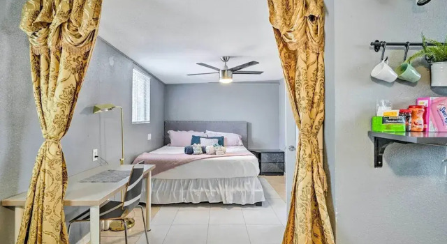 North Las Vegas Studio w/ Fire Pit: 10 Mi to Strip, Забронировать Отель Отели Норт-Лас-Вегаса 3 звезды, 3*
