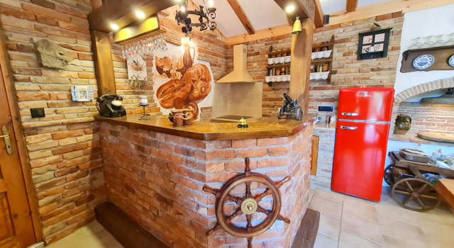 House Rustic Heaven, Забронировать Отель Отели Приморско-Горанской жупания с парковкой, Парковка