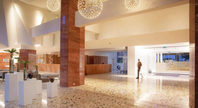 Hotel Bellevue, Забронировать Отель Бизнес-отели Мали-Лошиня, рядом с Museum of Apoxyomenos, 4* 5*