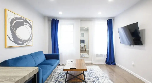 Апартаменты 350 Gramercy Apt