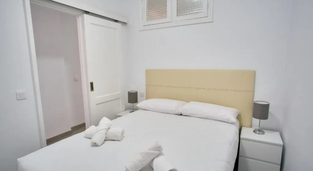 Апартаменты Santa Catalina Urban Flat - 4 min walk to beach