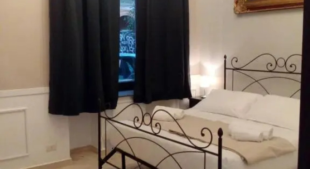 Trastevere Glasshouse, Забронировать Отель Трастевере Рим, рядом с Уста истины
