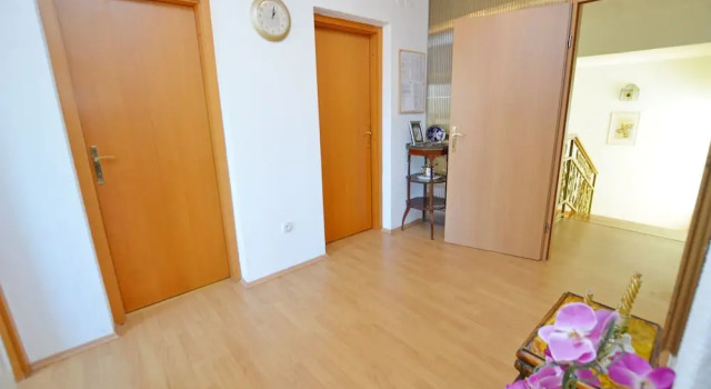 Apartment Evan, Забронировать Апартаменты/квартира Отели Приморско-Горанской жупания с парковкой, Парковка