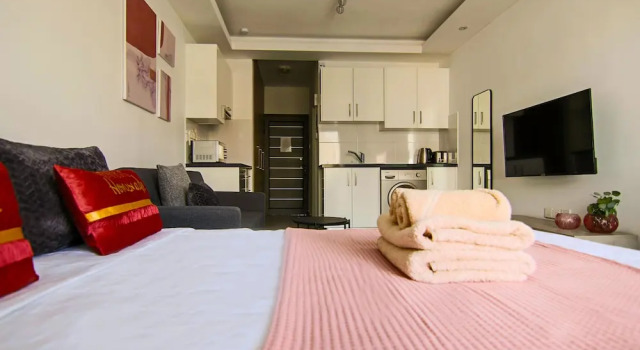 Phaedrus Living Seaside Flat Athina 115, Boek Hotel Hotels in Paphos met parkeren, in de buurt van Faros Beach, Parkeren