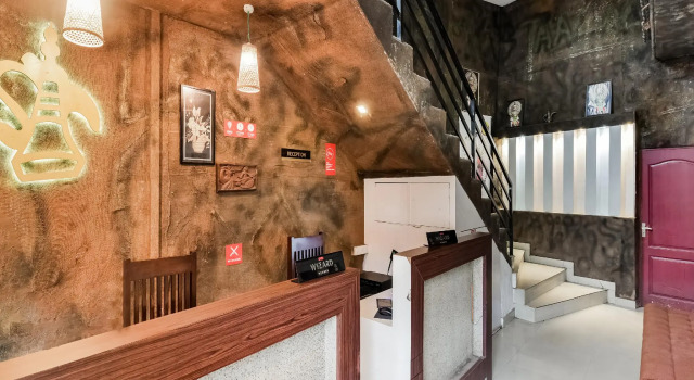 OYO 46023 Taaza Residency, Забронировать Отель Отели штата Кералы с парковкой, Парковка