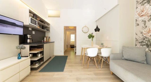 Апартаменты Classic Little Suite Apartments