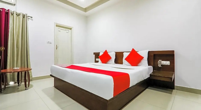 Номер Deluxe OYO Flagship 4137 Resort Sita Kiran
