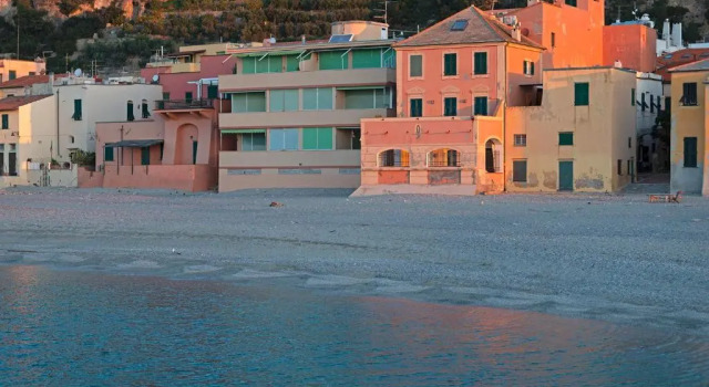 Le Casasse, Prenota Hotel Finale Ligure Riviera delle Palme