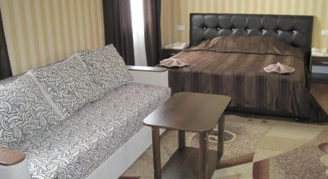 Standard Vierer Zimmer Uman Hotel