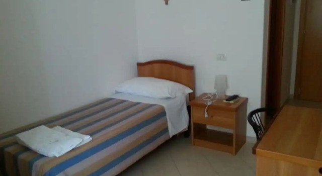 Casa per Ferie Sacro Cuore, Забронировать Гостевой дом Гостевые дома Фазано, Гостевой дом