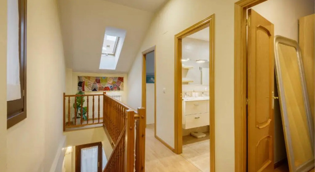 Casa Con Jardin En Hecho, Book Hotel Hotels in Aragon with Parking, Parking