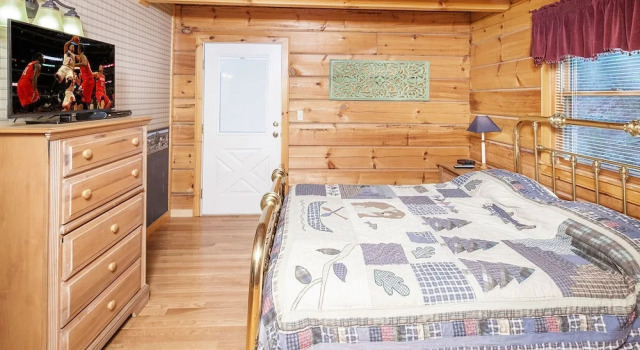 Basecamp by Eagles Ridge Resort